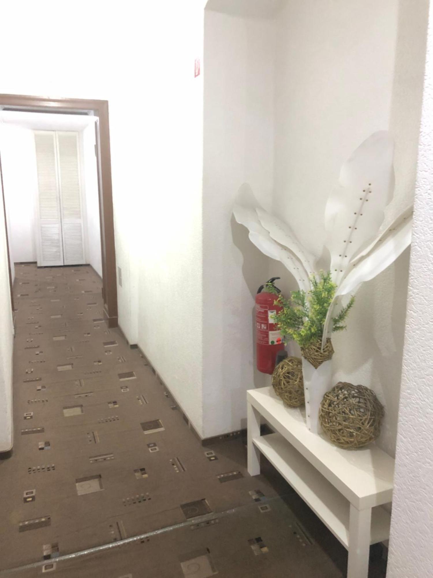 Hotel Adam Berlin Bagian luar foto