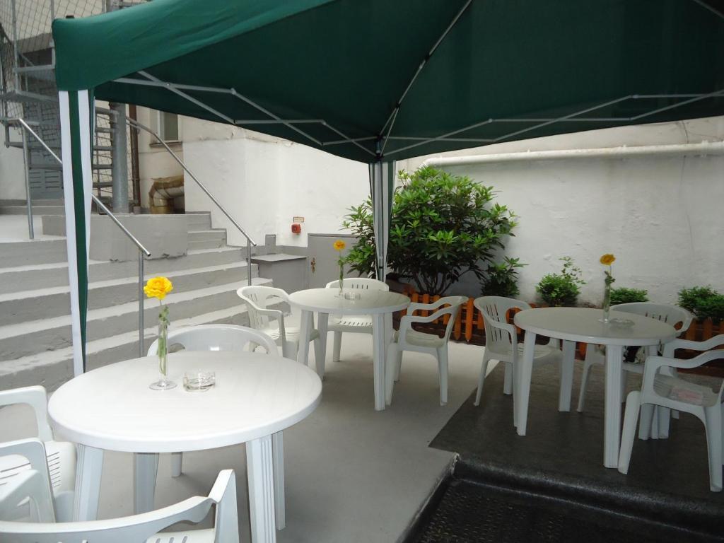 Hotel Adam Berlin Bagian luar foto